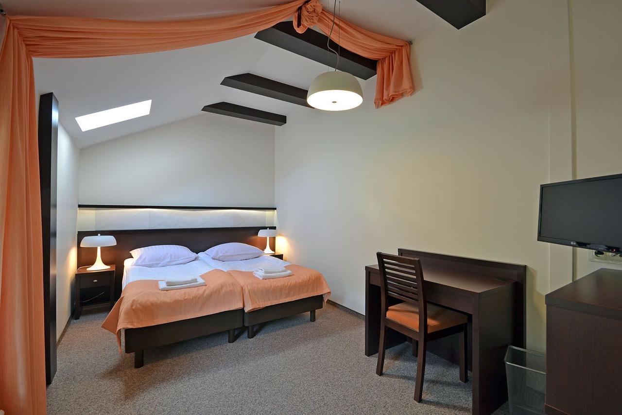 Rezydencja Nad Jeziorem Pestkownica Zimmer foto
